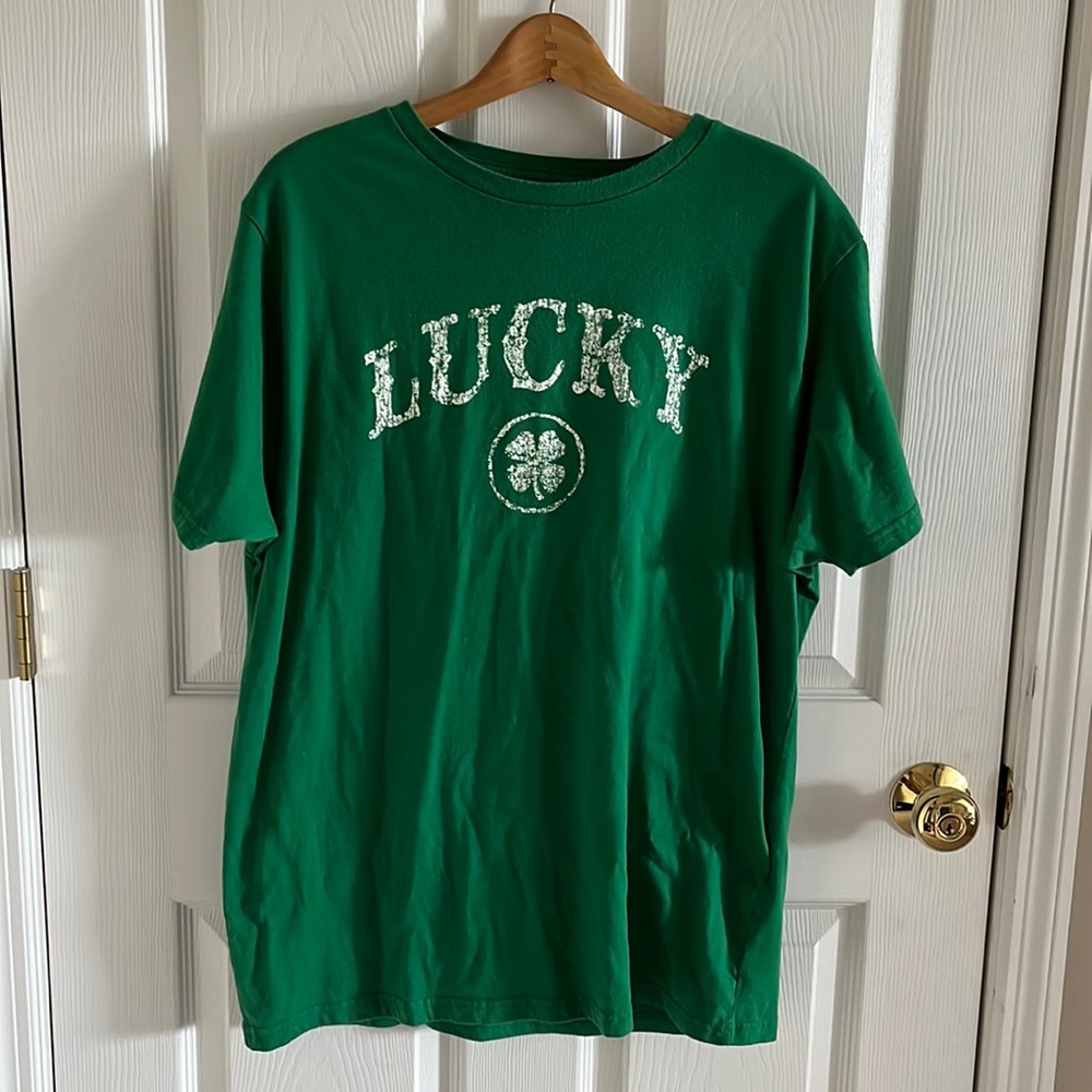 Vintage 90's St. Patricks Day "Lucky" Shamrock Shirt Size Large